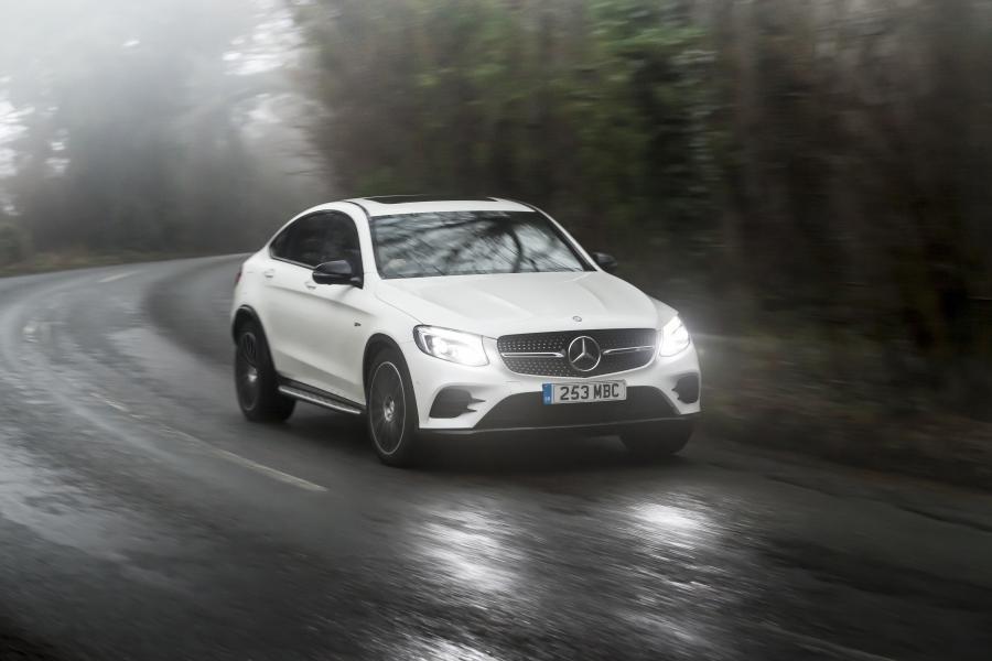  Mercedes-AMG GLC43 4Matic Coupe 2017 года  (UK) (фото 8 из 40)